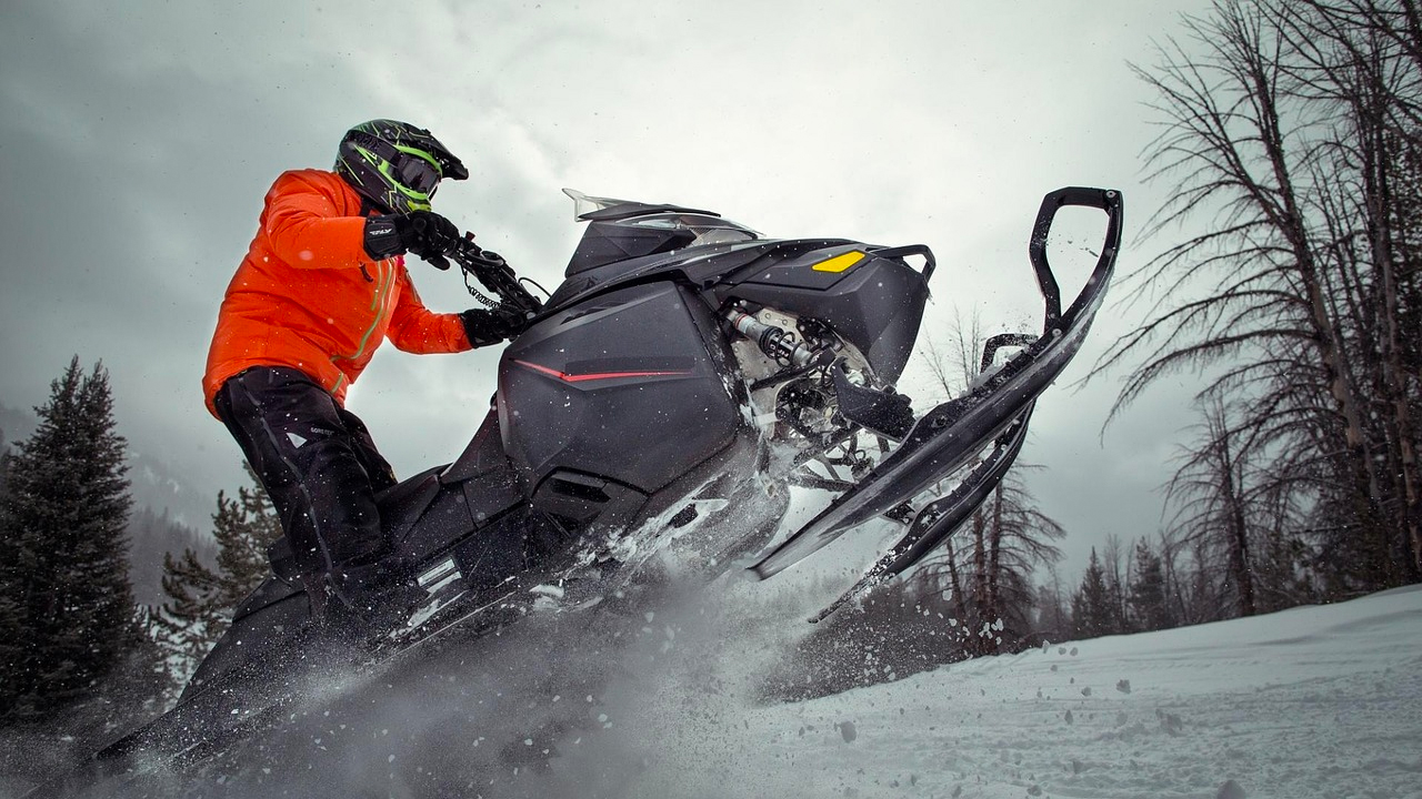 How To Ride a Snowmobile: Snowmobiling 101